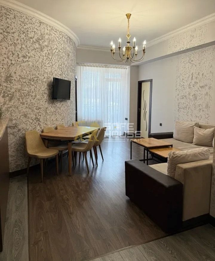 Վարձակալության 3 սենյականոց բնակարան
