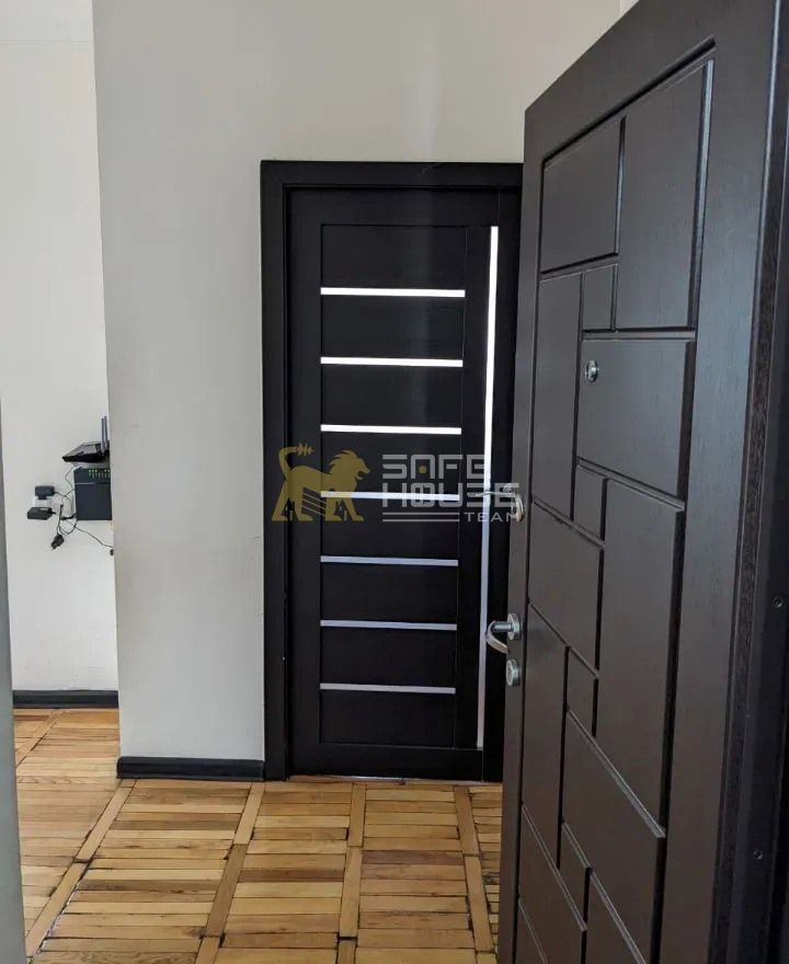 Վարձակալության 3 սենյականոց բնակարան