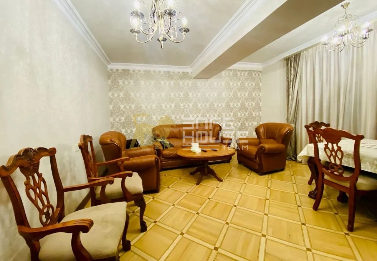 Վաճառքի 3 սենյականոց բնակարան 