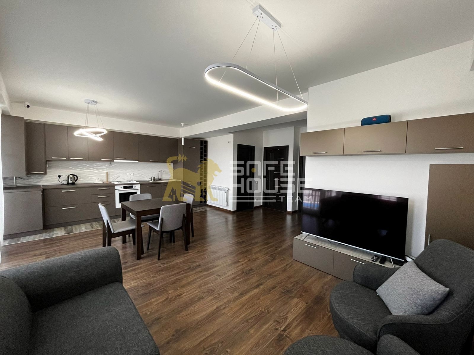 Վարձակալության 3 սենյականոց բնակարան 