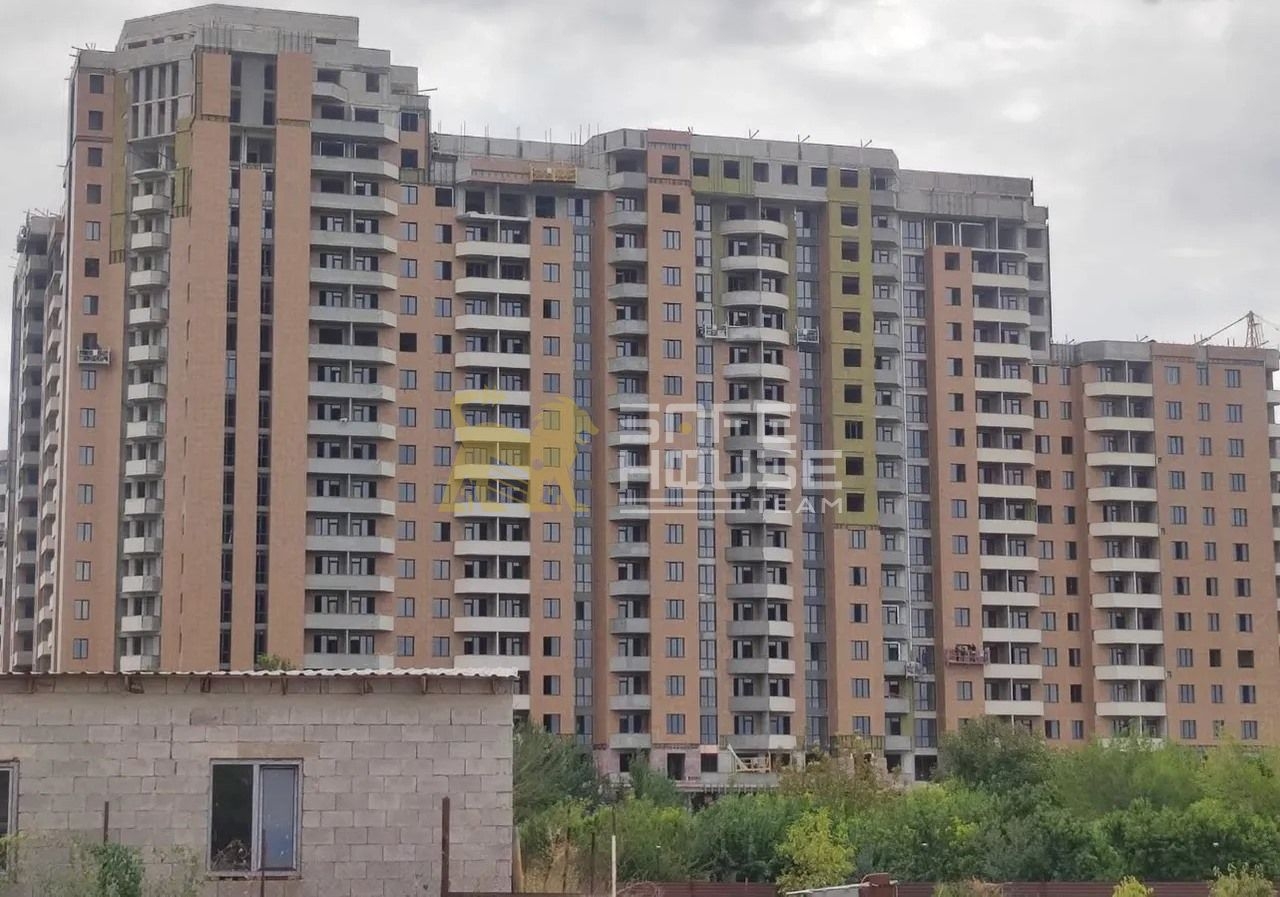 Վաճառքի 2 սենյականոց բնակարան
