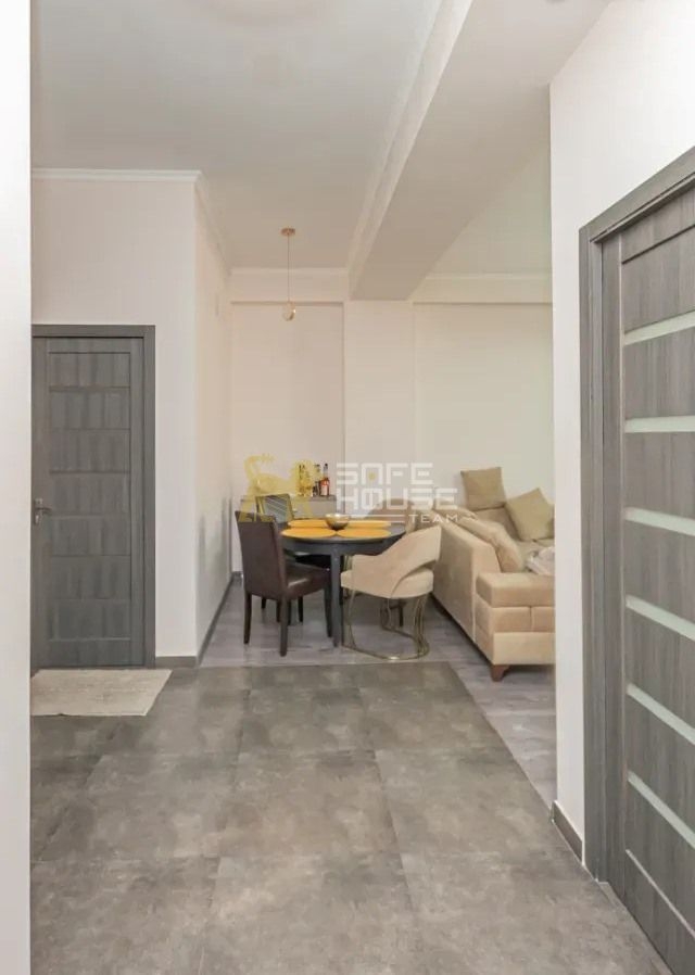 Վաճառքի 3 սենյականոց բնակարան 