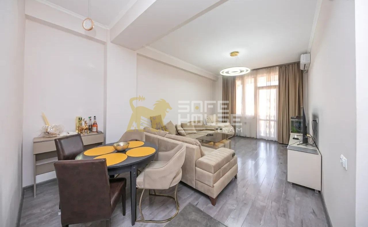 Վաճառքի 3 սենյականոց բնակարան 