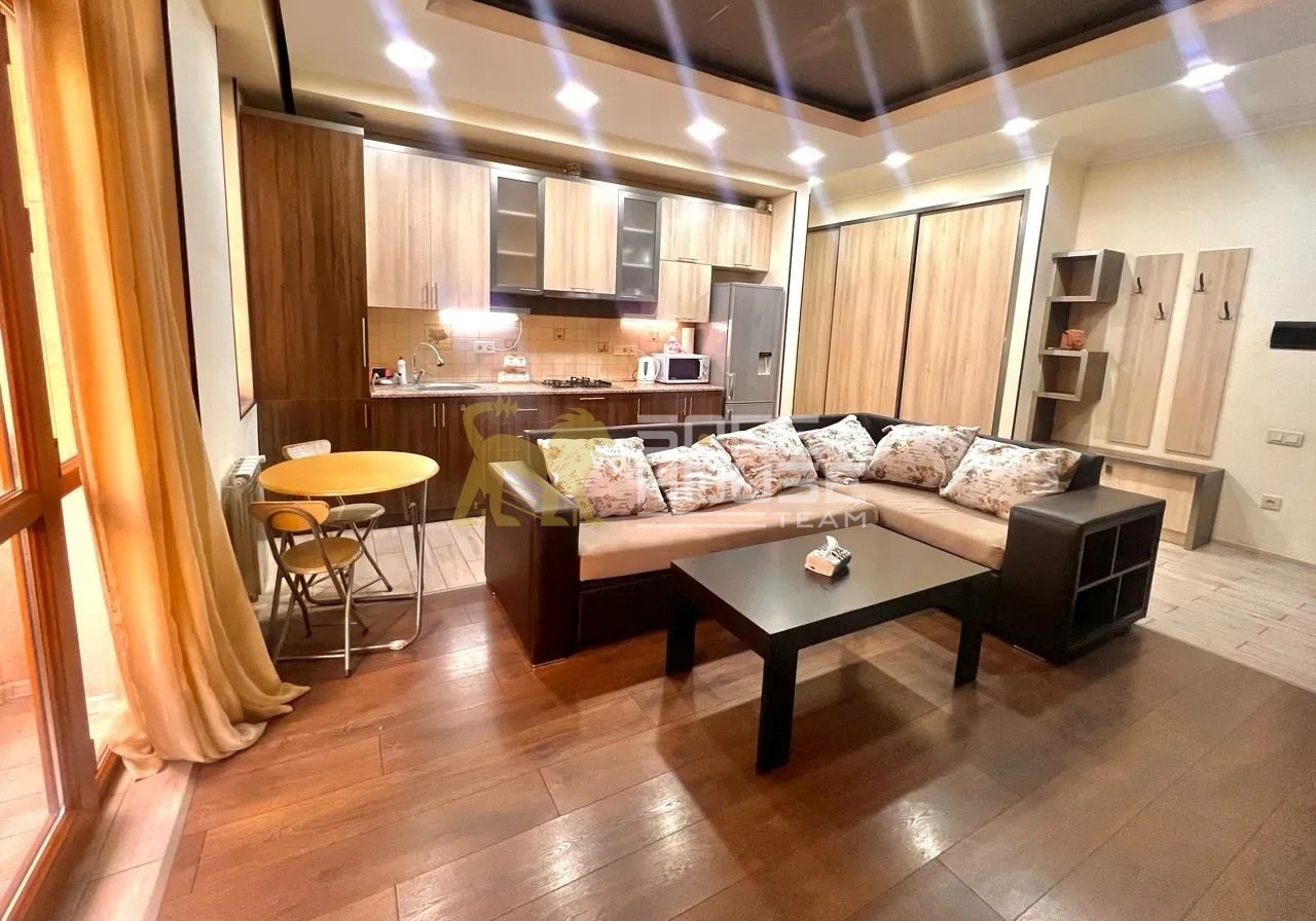 Վարձակալության 2 սենյականոց բնակարան