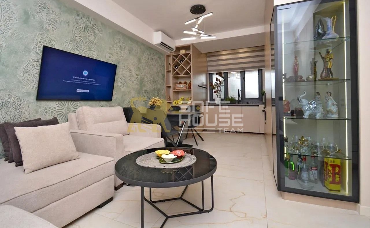 Վաճառքի 2 սենյականոց բնակարան 