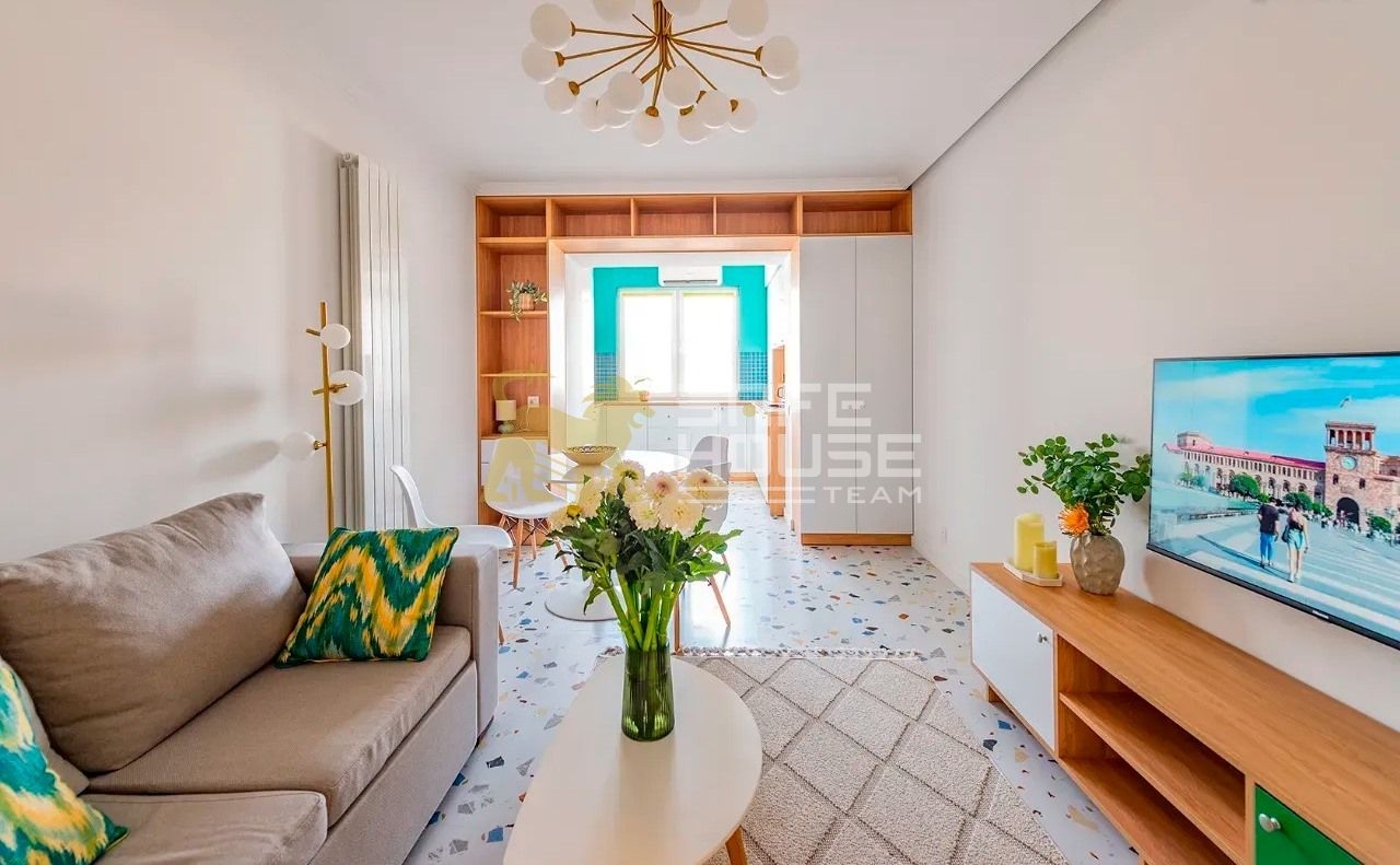 Վաճառքի 2 սենյականոց բնակարան 