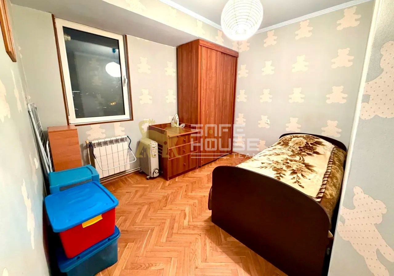 Վաճառքի 3 սենյականոց բնակարան 