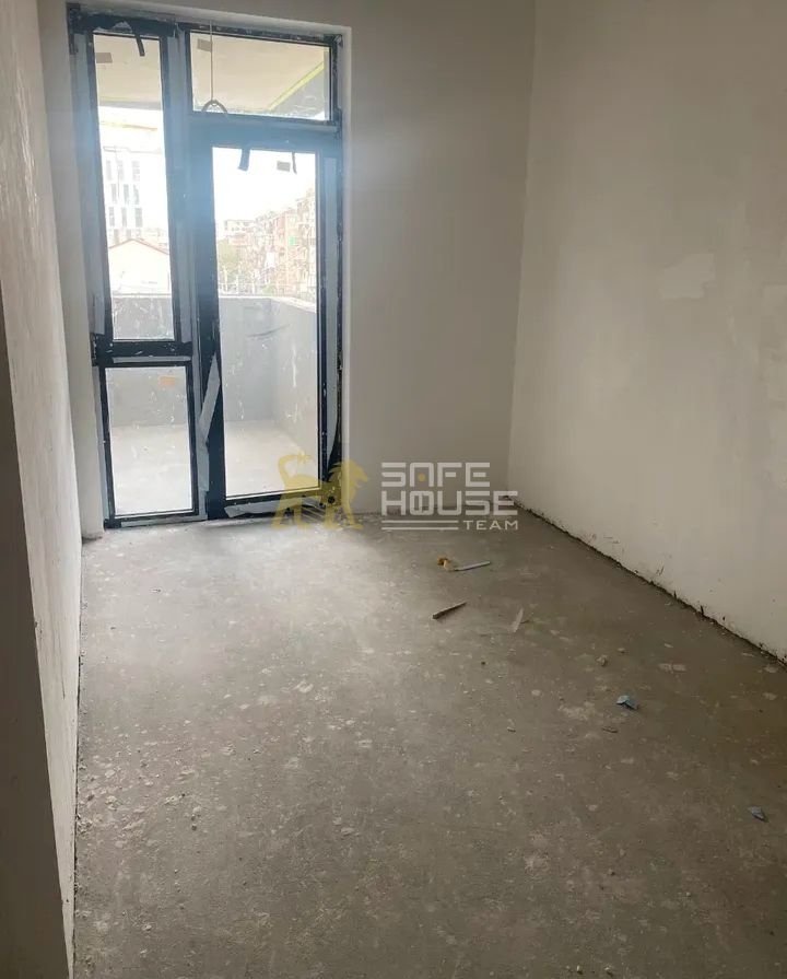 Վաճառքի 3 սենյականոց բնակարան 