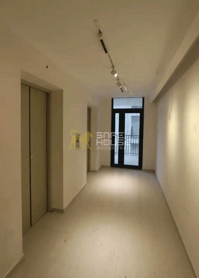 Վաճառքի 3 սենյականոց բնակարան 