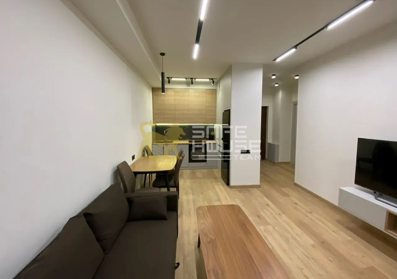 Վաճառքի 2 սենյականոց բնակարան 