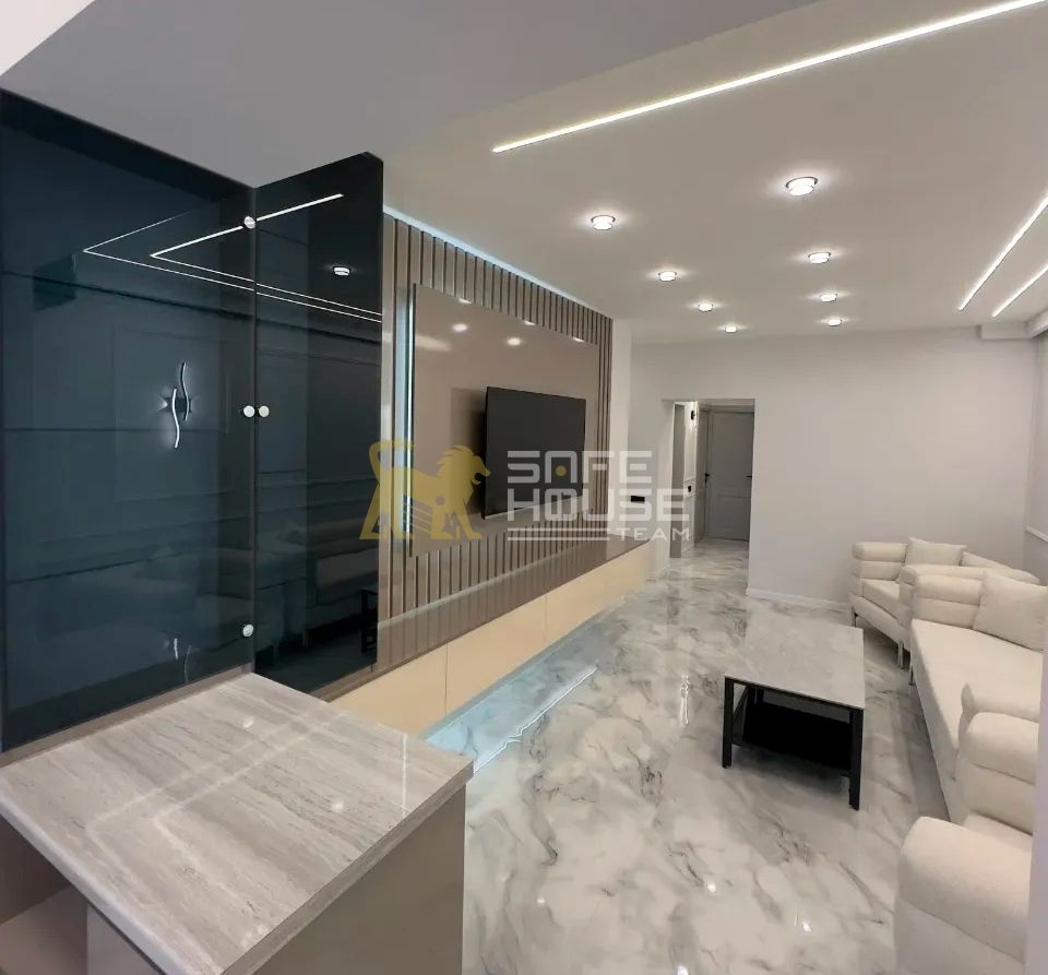 Վաճառքի 4 սենյականոց բնակարան