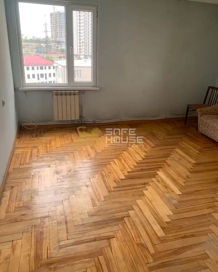 Վաճառքի 3 սենյականոց բնակարան 