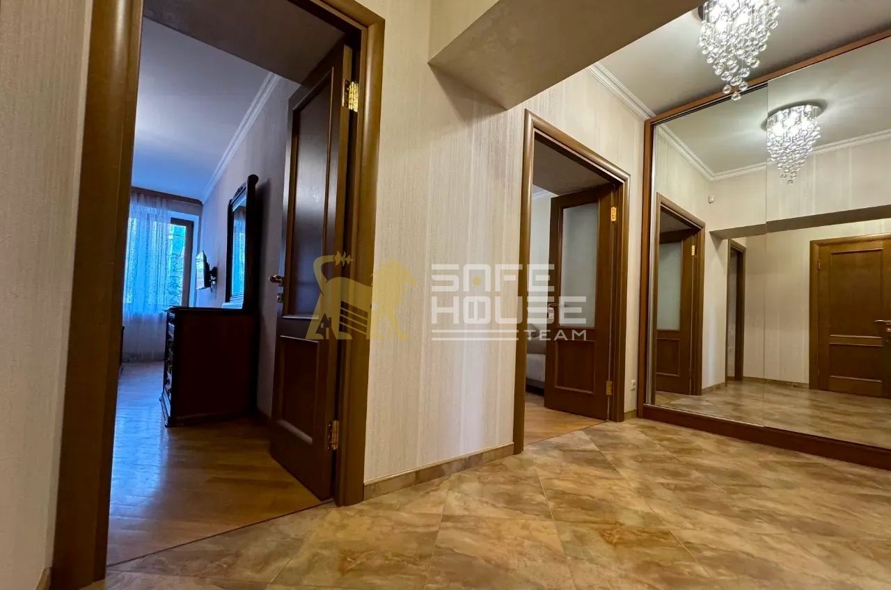 Վաճառքի 2 սենյականոց բնակարան 