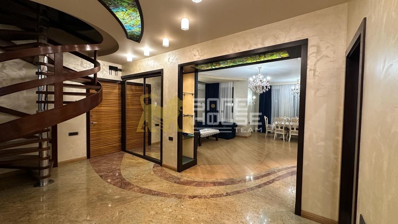 Վարձակալության 4 սենյականոց բնակարան