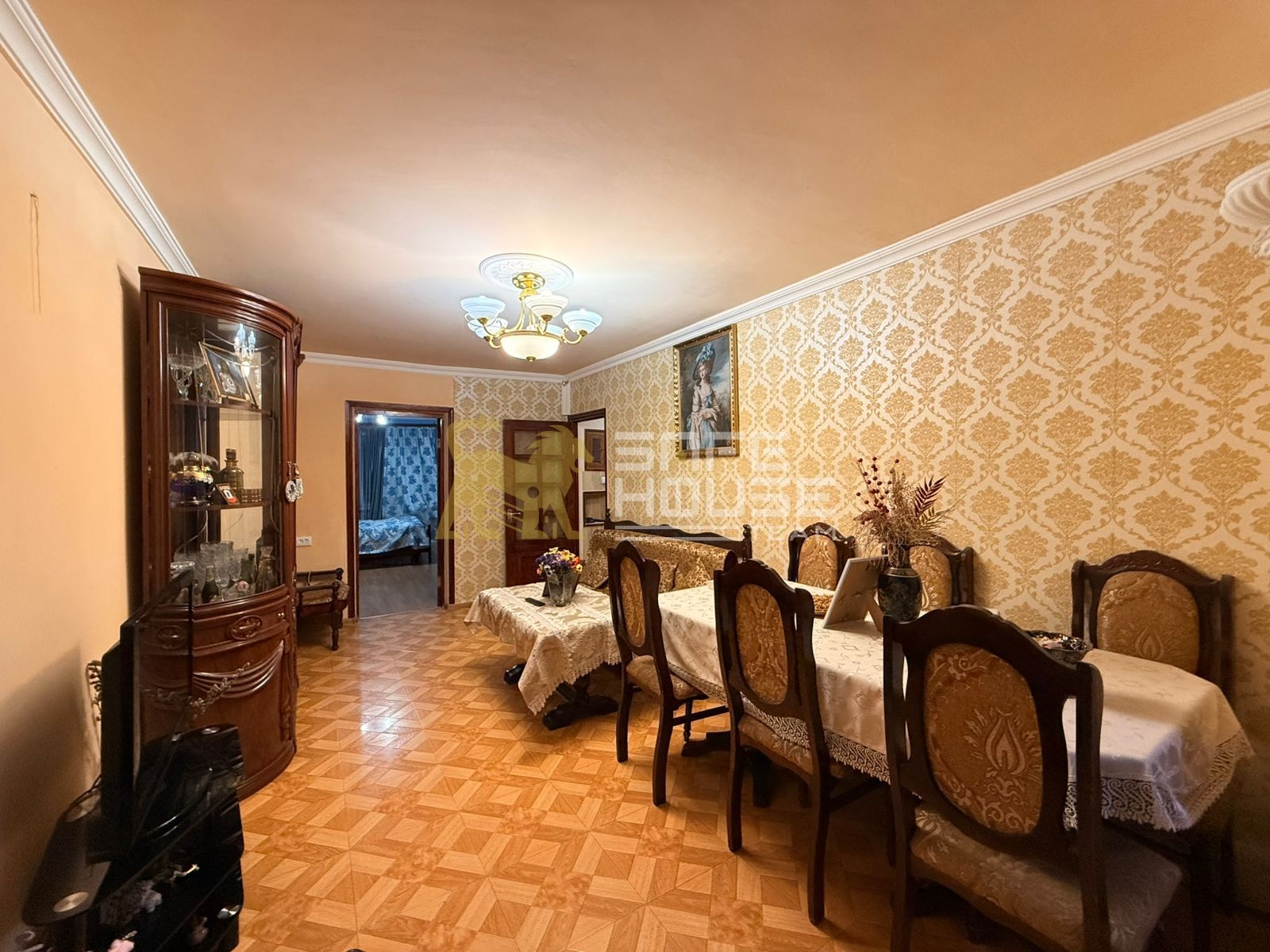 Վարձակալության 3 սենյականոց բնակարան