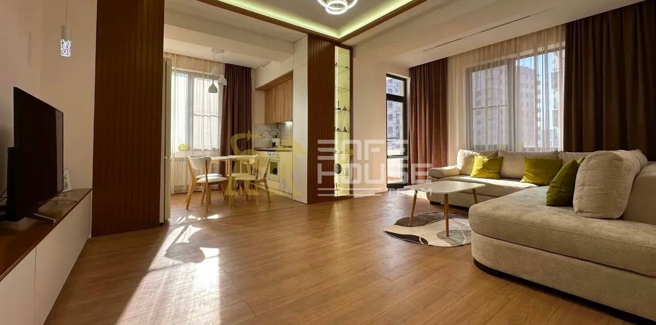 Վաճառքի 5 սենյականոց բնակարան