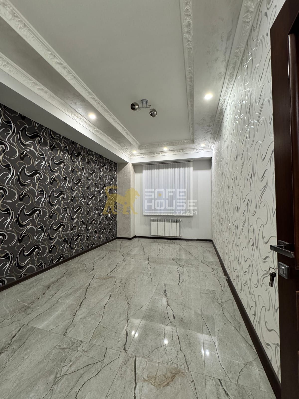 Վարձակալության 4 սենյականոց բնակարան