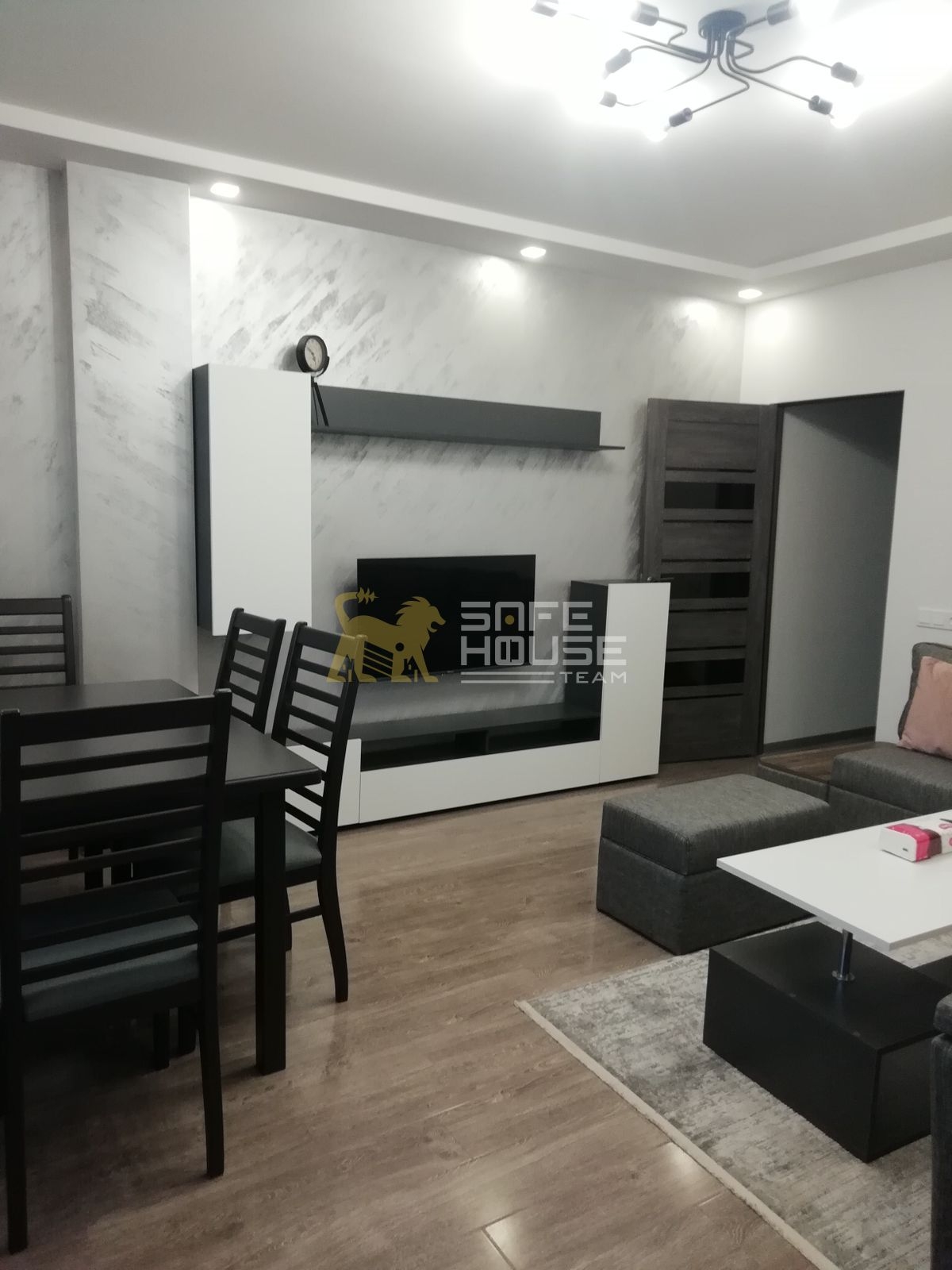 Վարձակալության 3 սենյականոց բնակարան