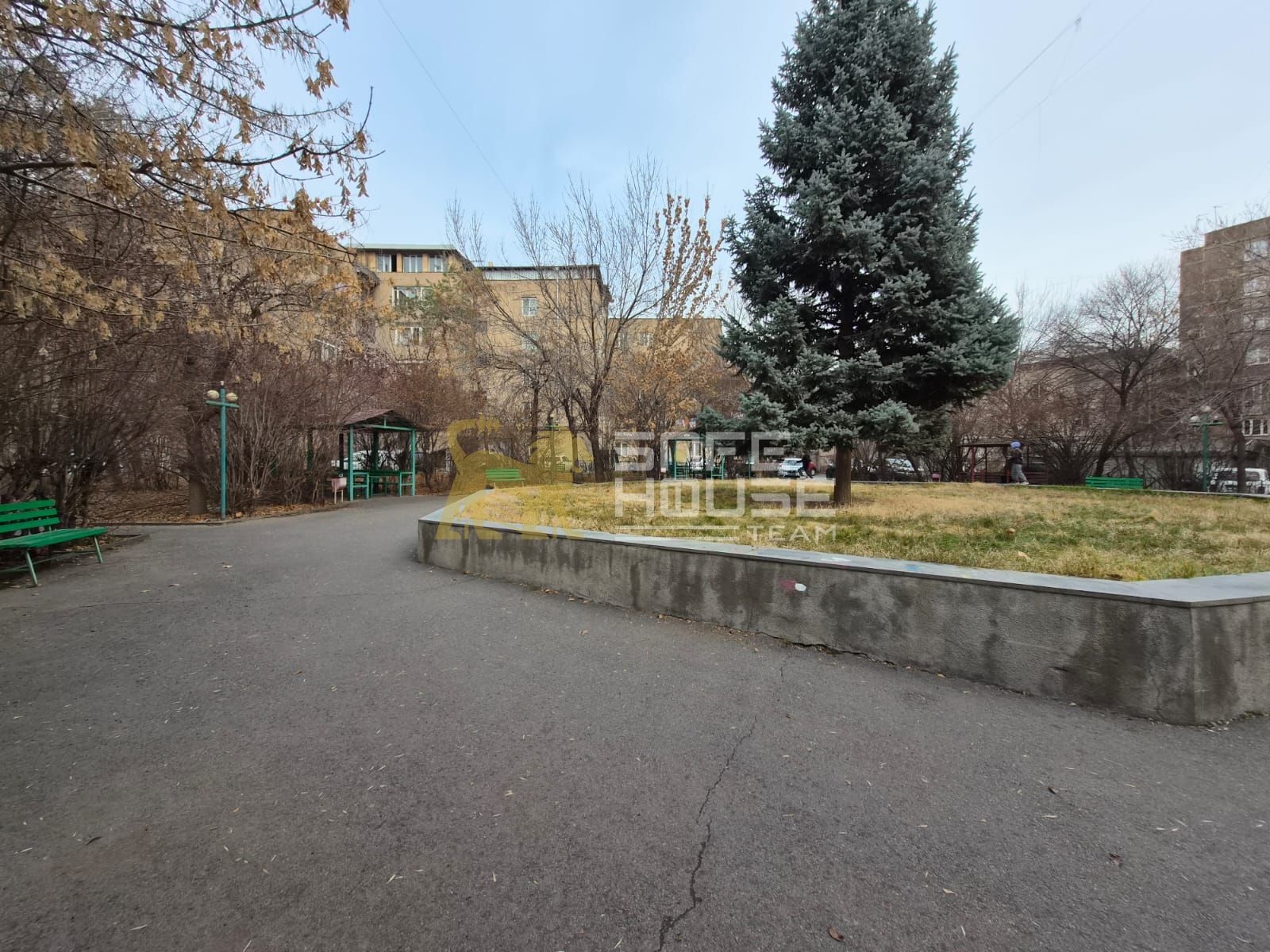 Վաճառքի 2 սենյականոց բնակարան 