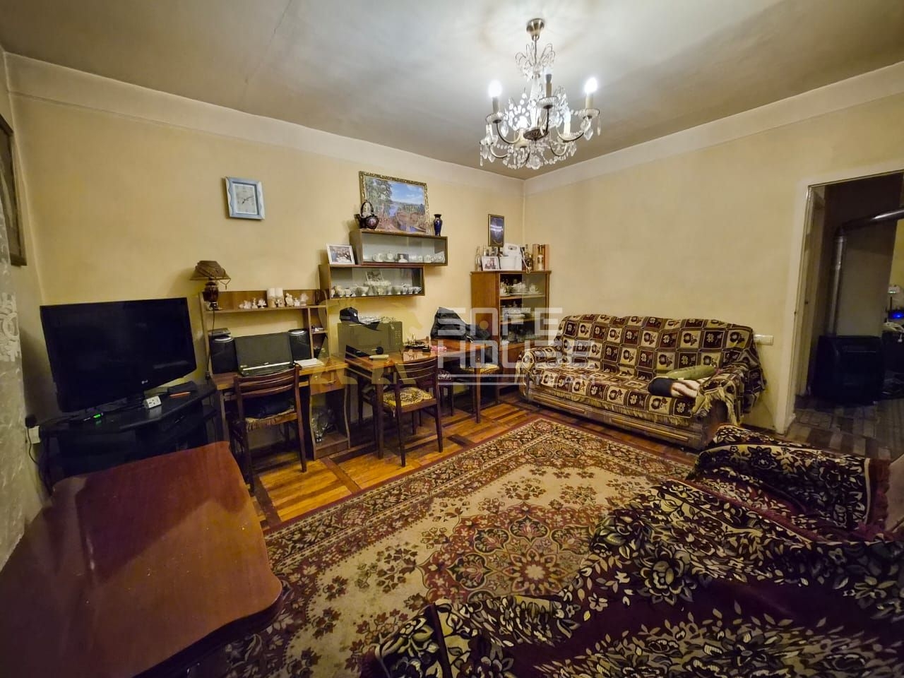 Վաճառքի 2 սենյականոց բնակարան 