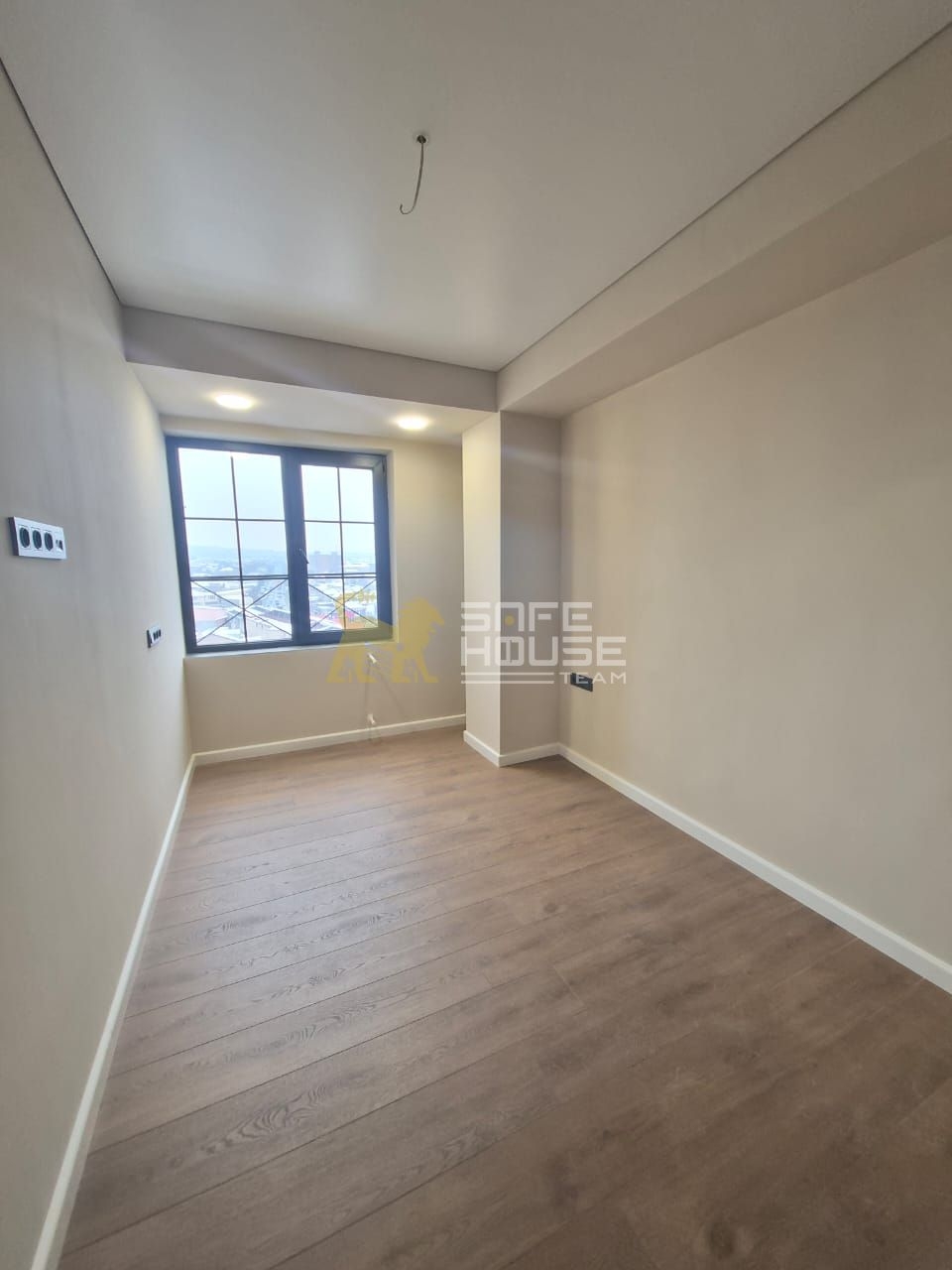 Վաճառքի 2 սենյականոց բնակարան 