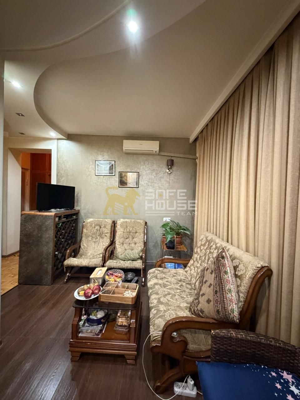 Վաճառքի 3 սենյականոց բնակարան 