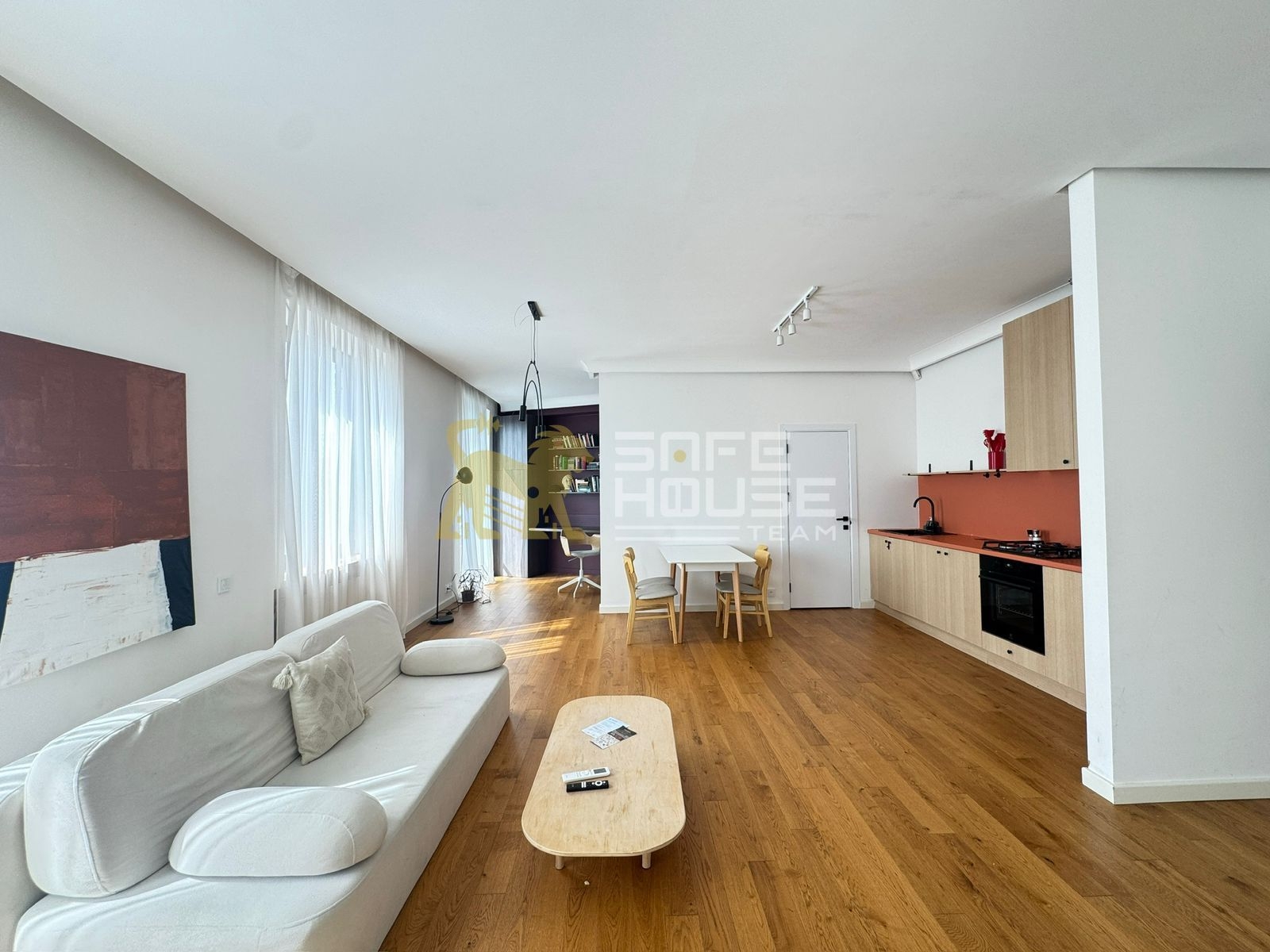 Վաճառքի 3 սենյականոց բնակարան 