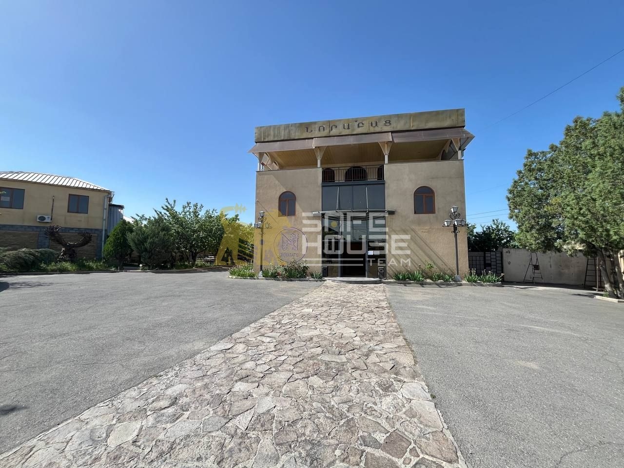 Վաճառքի ռեստորանային  համալիր