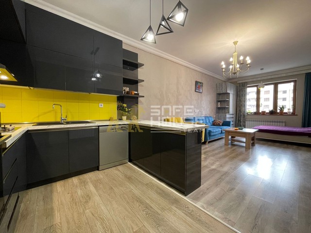 2 Rooms in apartment , 62m² , 5/9 floor , designer renovation